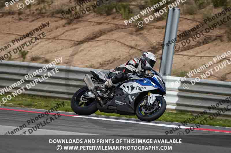 cadwell no limits trackday;cadwell park;cadwell park photographs;cadwell trackday photographs;enduro digital images;event digital images;eventdigitalimages;navarra;no limits trackdays;peter wileman photography;racing digital images;trackday digital images;trackday photos